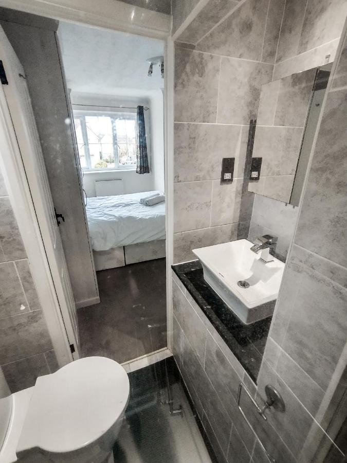 October Disc - Long - Contractors Casa vacanze Bristol
